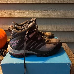 Columbia Hiking Shoes